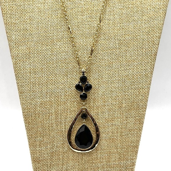 C 1946 Pendant Necklace Black Gold Tone Long necklace Paper clip and Chain - Picture 1 of 10